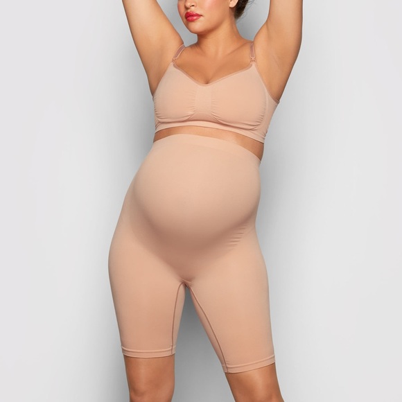 SKIMS Other - SKIMS MATERNITY SCULPTING SHORT MID THIGH in Sienna Size L/XL NEW